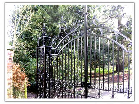 Photo of Hunting Lodge Gates